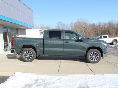 New 2026 Chevrolet Silverado 1500 LT image 3