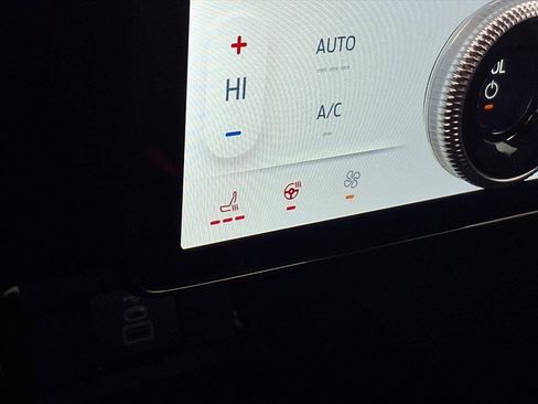 Used 2025 Ford Mustang Mach-E GT image 5