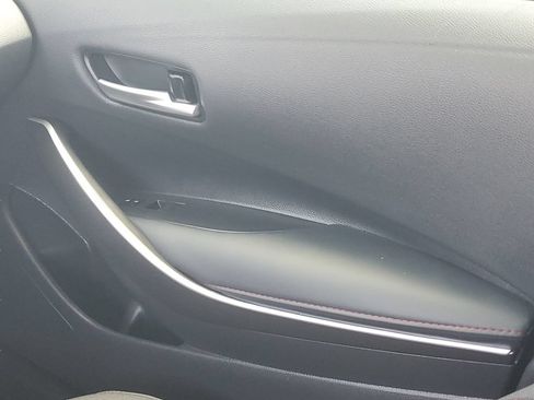 Used 2025 Toyota Corolla SE FWD image 13