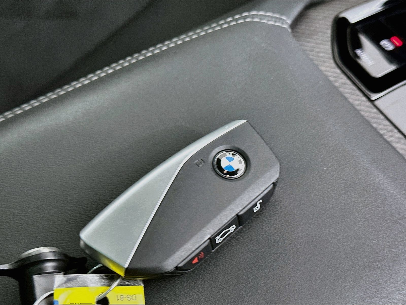 Used 2025 BMW X3 xDrive30i AWD/4WD image 45