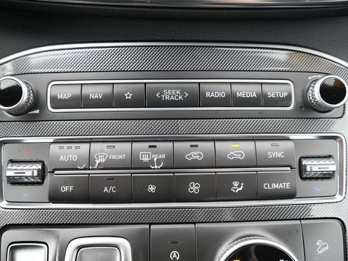 Certified 2023 Hyundai Santa Fe SEL AWD/4WD image 35