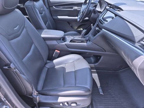 Used 2021 Cadillac XT5 Premium Luxury AWD/4WD image 23