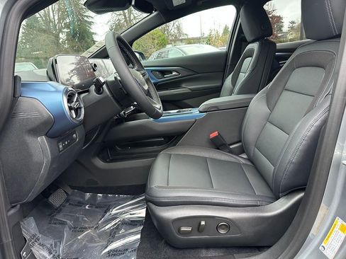 New 2026 Chevrolet Equinox EV LT image 19