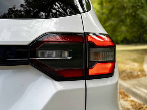 Used 2024 Honda Pilot EX-L image 13