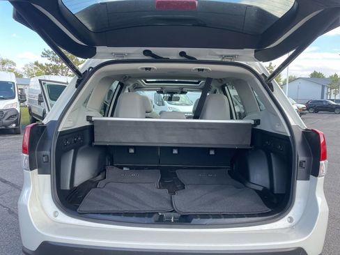 Used 2024 Subaru Forester Premium image 32