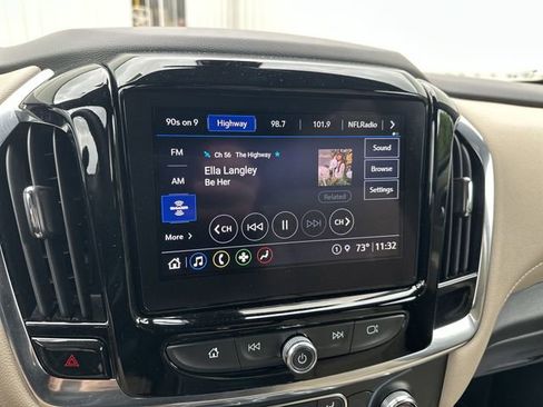Used 2023 Chevrolet Traverse LT AWD/4WD image 14
