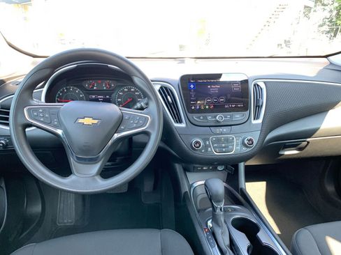 Used 2024 Chevrolet Malibu LT image 33