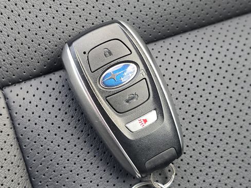 Certified 2025 Subaru Outback Limited AWD/4WD image 29