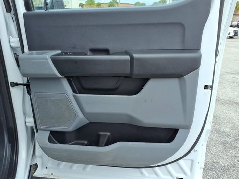 Used 2023 Ford F250 XL w/ Camper Package image 15