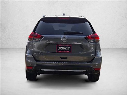 Used 2019 Nissan Rogue SV FWD image 6