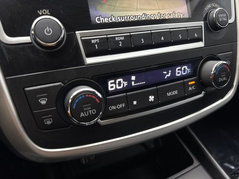 Used 2017 Nissan Altima 2.5 SV FWD image 65