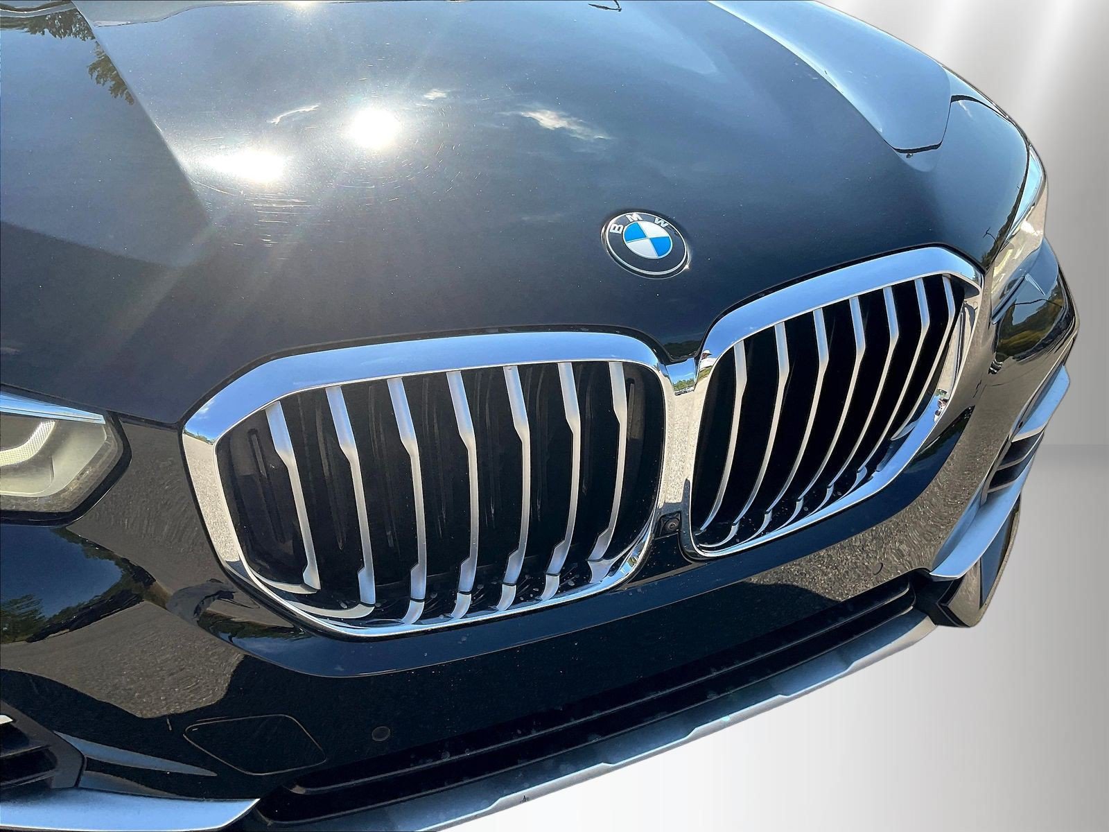 Used 2022 BMW X5 xDrive40i w/ Premium Package AWD/4WD image 34