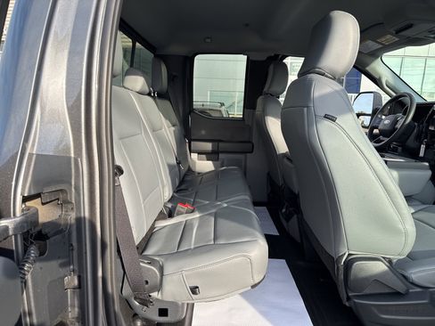 Used 2025 Ford F250 XL w/ XL Driver Assist Package image 9