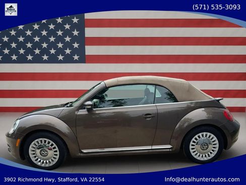 Used 2014 Volkswagen Beetle 2.5 FWD image 8