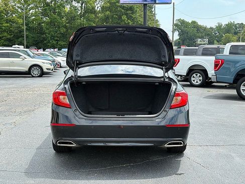 Used 2020 Honda Accord Touring image 7