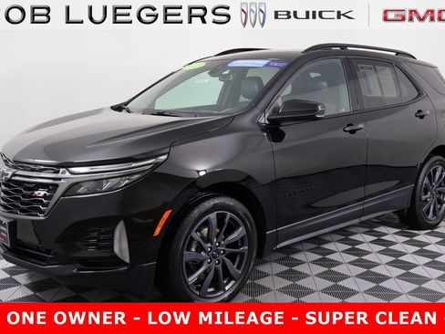 Certified 2022 Chevrolet Equinox RS w/ LPO, Floor Liner Package image 4