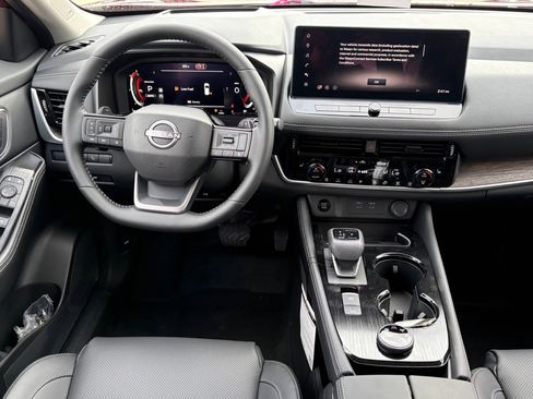 New 2026 Nissan Rogue Platinum image 12