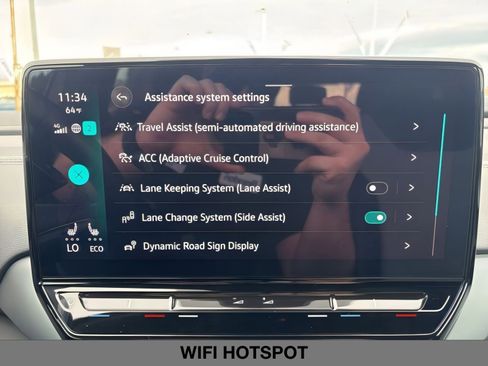 Used 2023 Volkswagen ID.4 Pro image 22