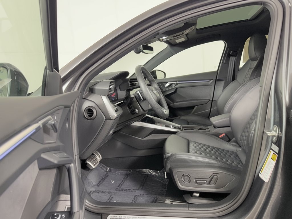 Used 2023 Audi RS 3 w/ RS Technology Package AWD/4WD image 5