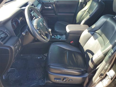 Used 2019 Toyota 4Runner TRD Off-Road Premium image 5