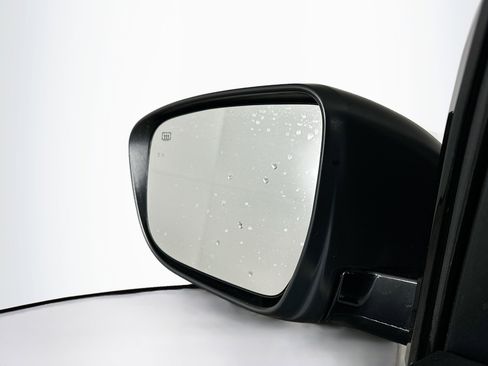 Used 2024 Nissan Murano SV w/ SV Midnight Edition Package image 16