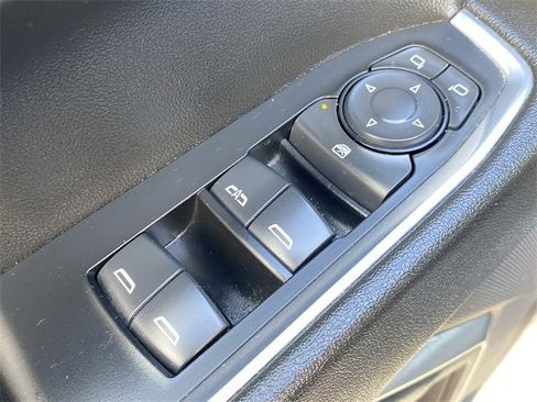 Used 2024 Chevrolet Silverado 1500 LT image 22