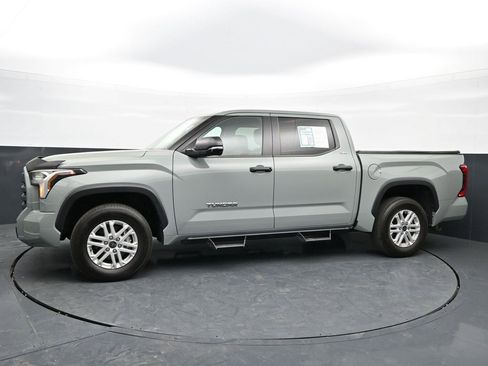 Used 2024 Toyota Tundra SR5 w/ SR5 Convenience Package RWD image 4