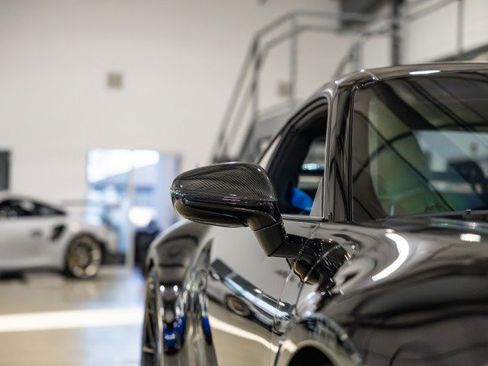 Used 2024 Porsche 911 GT3 image 41