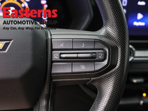 Used 2023 Chevrolet Colorado W/T RWD image 15