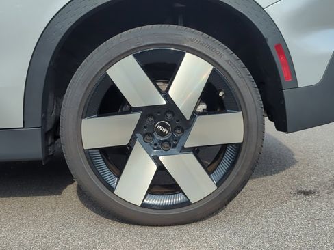 Certified 2025 MINI Cooper Countryman S image 22