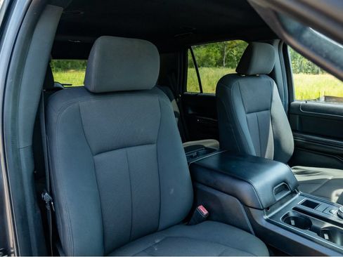 Used 2018 Ford Expedition XL RWD image 20