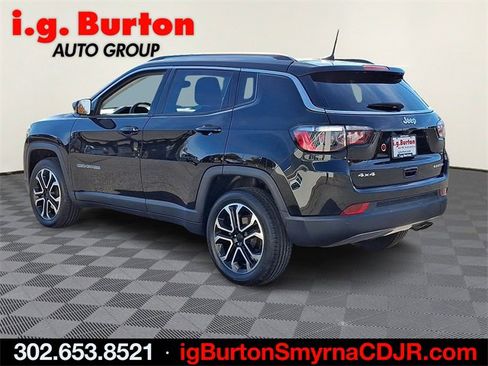 Used 2022 Jeep Compass Limited image 4