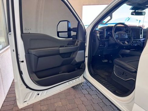 Used 2024 Ford F250 Lariat AWD/4WD image 10