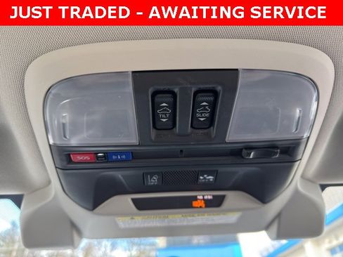 Used 2017 Subaru Impreza 2.0i Premium image 22