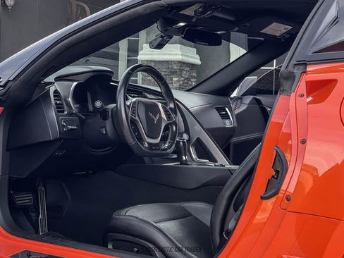 Used 2019 Chevrolet Corvette Z06 RWD image 33
