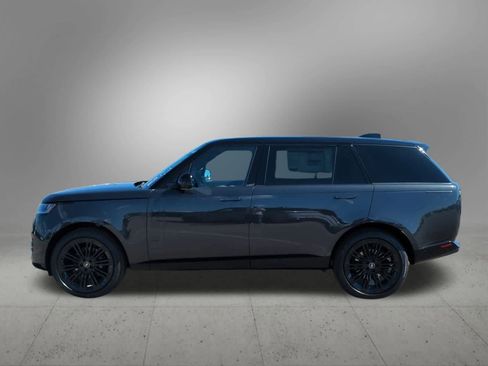 New 2025 Land Rover Range Rover Long Wheelbase SE image 3