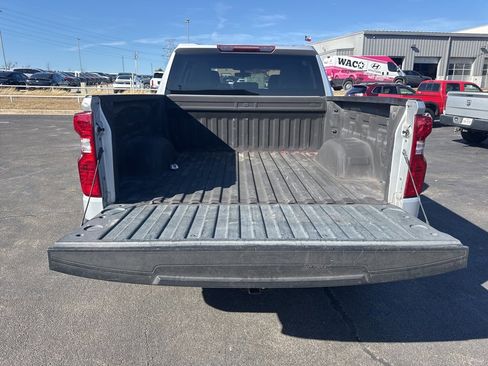 Used 2022 Chevrolet Silverado 1500 LT image 5
