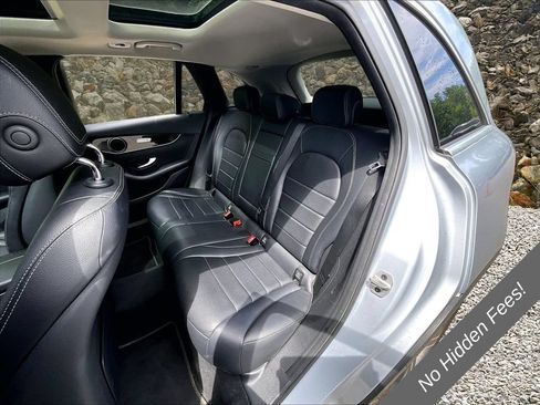 Used 2022 Mercedes-Benz GLC 300 4MATIC w/ Premium Package Lite image 23