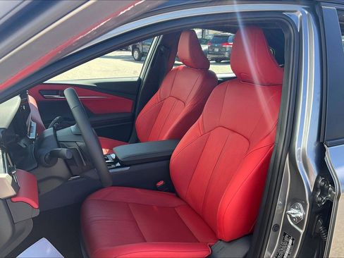 New 2026 Toyota Camry XSE FWD image 11