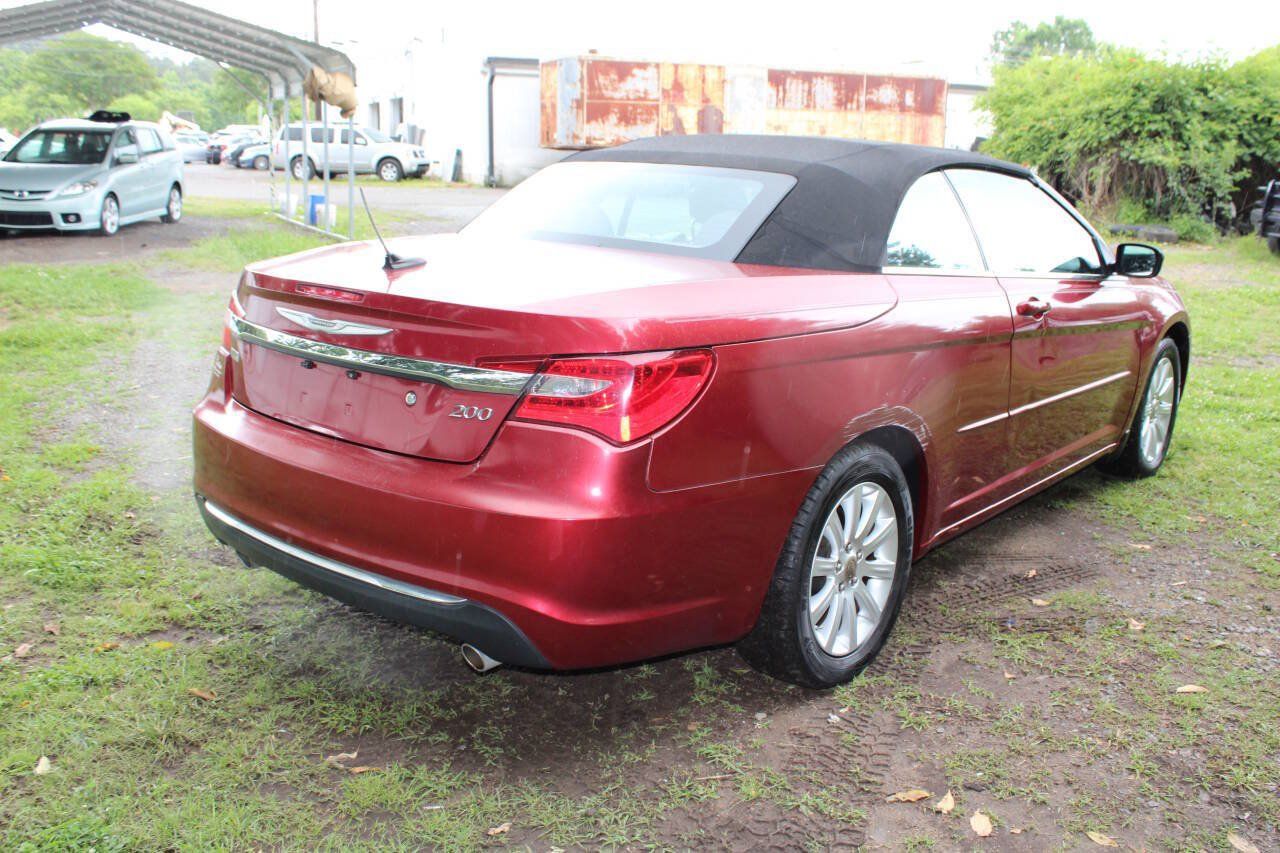 Used 2013 Chrysler 200 Touring FWD image 39