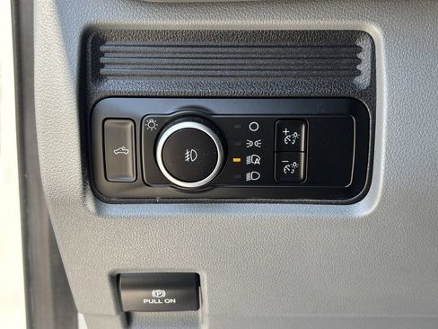 Used 2023 Ford F250 XLT w/ FX4 Off-Road Package AWD/4WD image 22