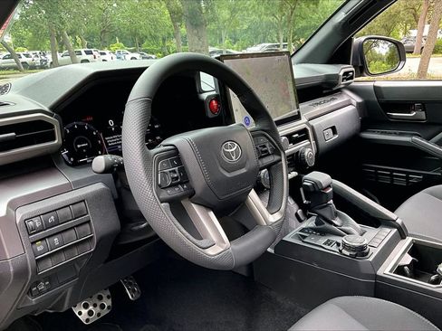 Used 2026 Toyota Tacoma TRD Sport AWD/4WD image 14