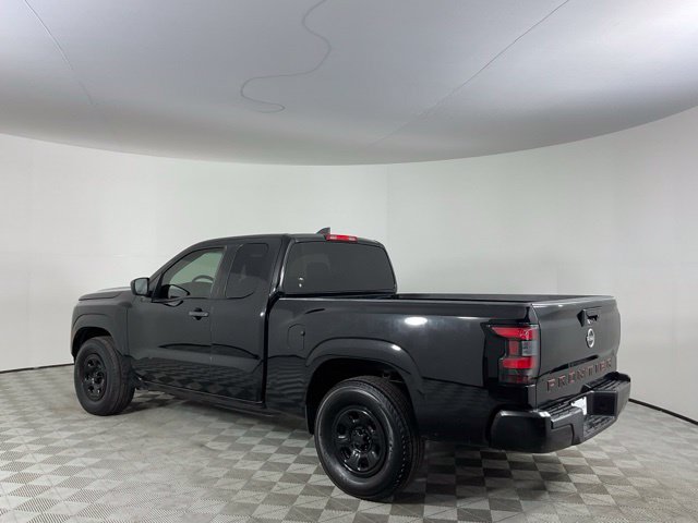 Used 2022 Nissan Frontier S RWD image 8