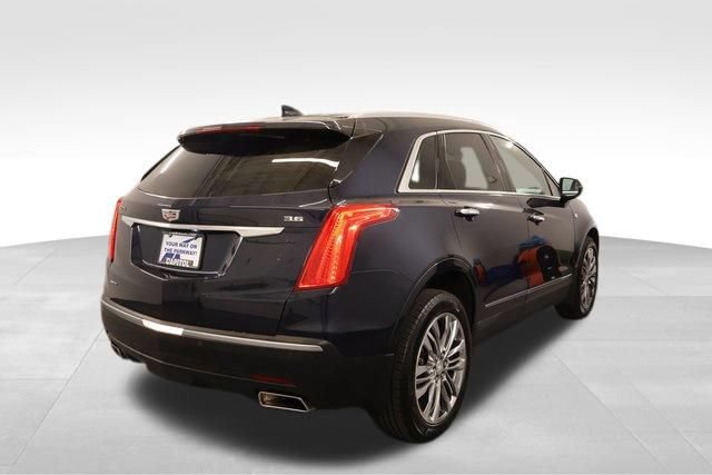 Used 2017 Cadillac XT5 Premium Luxury AWD/4WD image 2