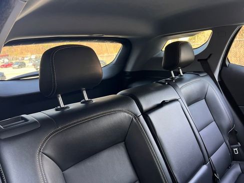 Used 2021 GMC Terrain SLT w/ Elevation Edition image 33