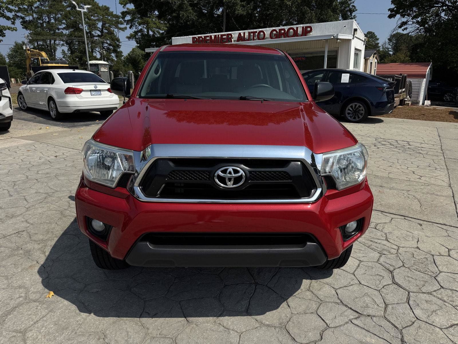 Used 2014 Toyota Tacoma 4x4 Double Cab w/ SR5 Package image 18