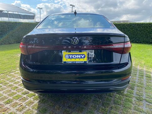 New 2026 Volkswagen Jetta Sport FWD image 6