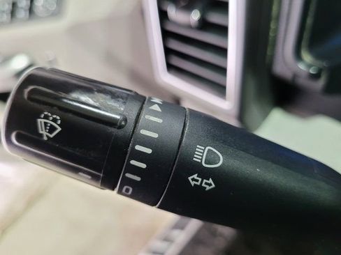 Used 2018 Ford F150 XLT w/ XTR Package image 37