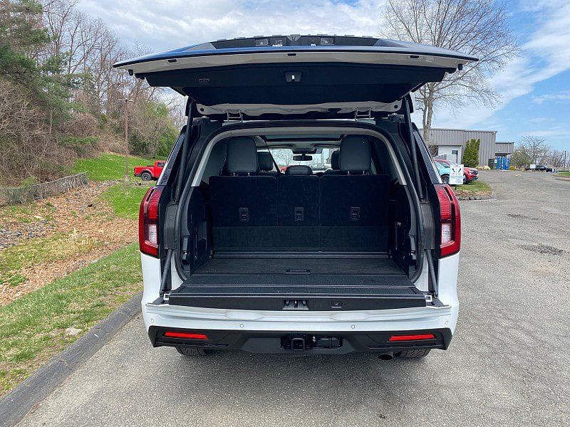 Certified 2025 Ford Expedition Active AWD/4WD image 10