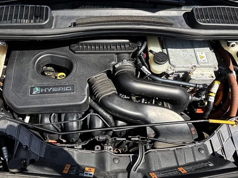 Used 2014 Ford C-MAX SEL w/ Equipment Group 302A FWD image 31